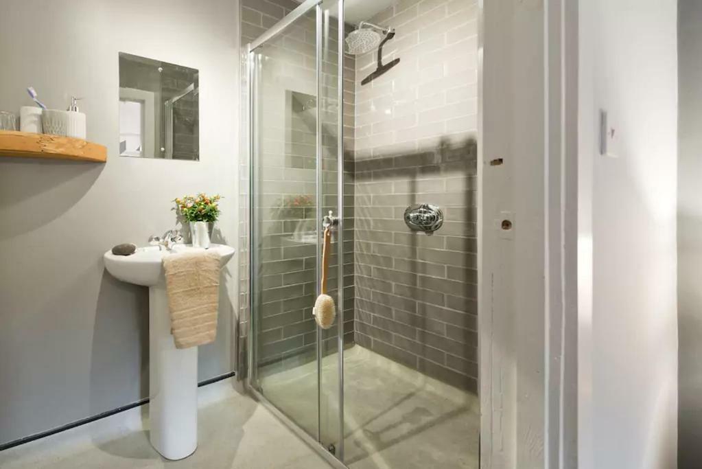 The Wicklow Escape (Adults Only) Donard Екстериор снимка